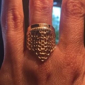 Kendra scott ring
